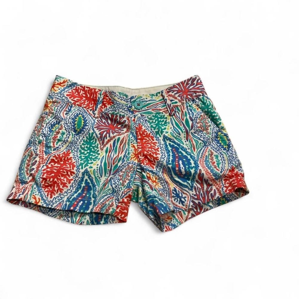 Lily Pulitzerβ lets minnow Callahan short